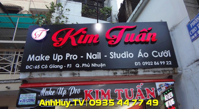 Bảng hiệu makeup đẹp và thu hút khách hàng In Decal Đà Nẵng
